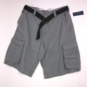Men’s brushed twill flat front cargo shorts. NWT